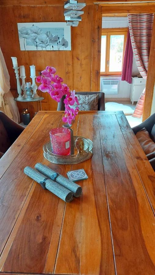 Petite Maison Sur La Colline Du Gibloux: 1Chambre,1 Salon Et Salle De Bain Prives Au Rez De Chausse, Piscine Exterieur Et Bbq , Le Châtelard-Montreux Eksteriør bilde